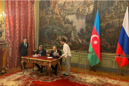 Azərbaycan və Rusiya arasında sənədlər imzalandı