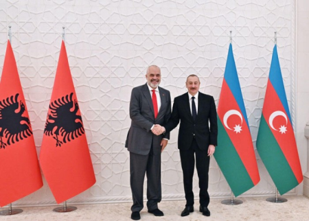 Albaniya Baş nazirinin Azərbaycana səfəri başa çatıb