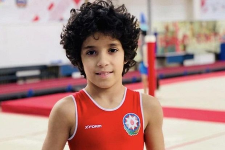 Azərbaycanın idman gimnastı Rusiyada qızıl medal qazanıb