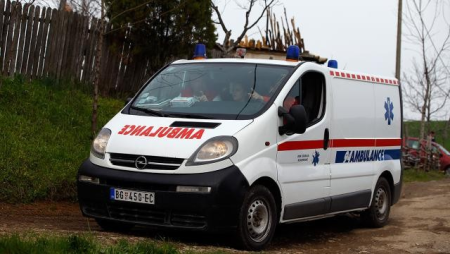 Serbiyada ammonyakla yüklənmiş vaqon aşdı: Zəhərlənənlər var