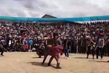 Peruda Yeni il festivalı: Barışmaq üçün bir-birini döydülər