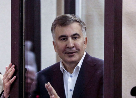 Saakaşvili məhkəmə iclasında iştirakından imtina etdi