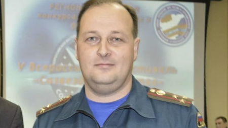 Moskvada generalın başına buz parçası düşdü, cinayət işi açıldı