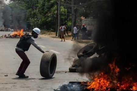 Myanma ordusunun bombaları Hindistana düşdü