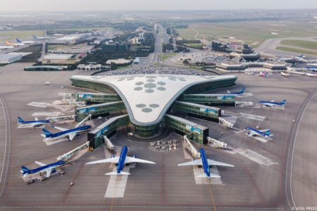 Bakı aeroportunda ƏMƏLİYYAT: İstanbuldan gələndə saxlanıldı