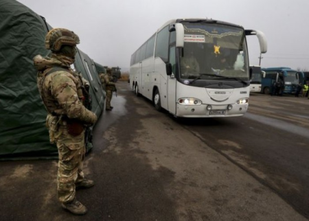 Rusiya Ukrayna ilə növbəti əsir mübadiləsini ləğv etdi