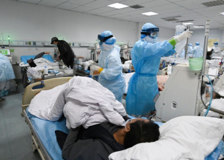 Çində bir ayda COVID-19-dan 60 min nəfər ölüb