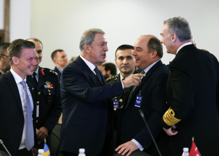 Hulusi Akar NATO-nun Baş katibi ilə görüşdü