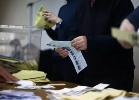 Ərdoğan prezident seçkilərini təxirə salacaq?