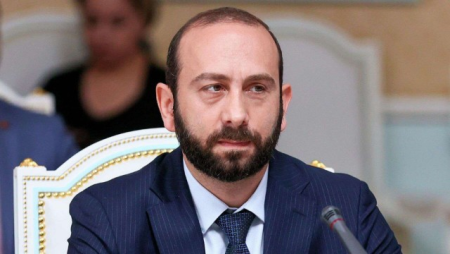 "Bakı və İrəvan arasında danışıqlar prosesi dayanmayıb" - Ararat Mirzoyan