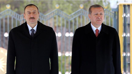 Bir millət, iki dövlət Bir ananın iki oğlu, Azərbaycan-Türkiyə Paşam, bizdə qardaş qardaşa borc verməz, qardaş hər zaman qardaşının əlindən tutar…