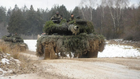 Finlandiya NATO-ya daxil olana qədər Ukraynaya tanklar verməyəcək