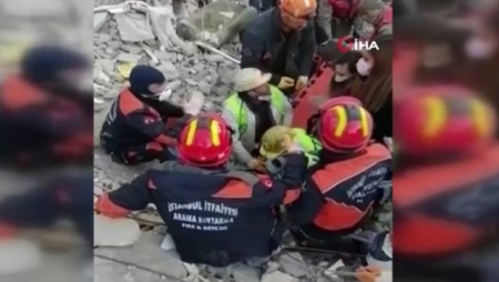 13 yaşlı oğlan 10 gün sonra dağıntılar altından sağ çıxdı