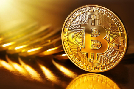 “Bitcoin” kəskin bahalaşdı