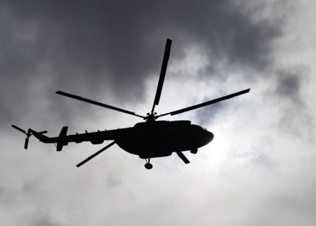 Rusiyada helikopter qayaya çırpıldı - Ölənlər var (YENİLƏNİB)