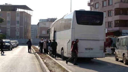 Türklər Hatayı tərk edir