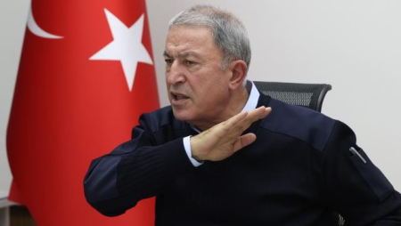 "20 mindən çox suriyalı Türkiyəni tərk edib" - Hulusi Akar