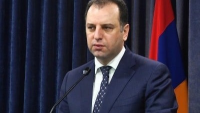 Ermənistanın eks-müdafiə naziri axtarışa verildi