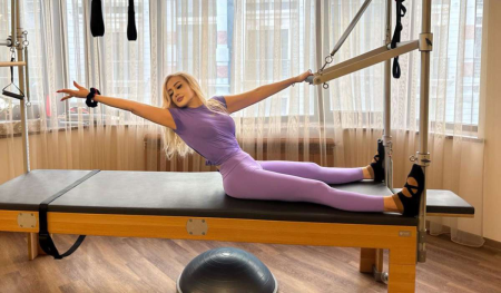 Xalq artisti pilates etdiyi anları paylaşdı Xalq artisti pilates etdiyi anları paylaşdı