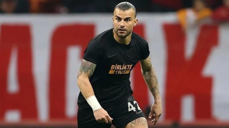 "Qalatasaray"ın futbolçusu millidən kənarlaşdırıldı