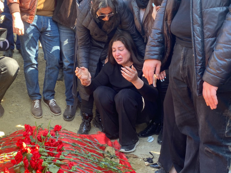 Dilarə Əliyeva həyat yoldaşı ilə vidalaşdı