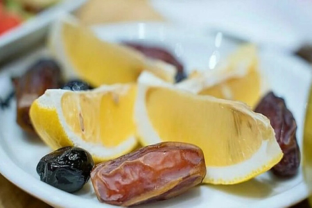 Xurmanı limonla yeyin – Faydaları heyrətamizdir
