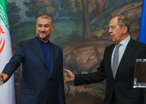 Lavrov iranlı həmkarına hörmətsizlik etdi: "Nə gözləyirdiniz?"