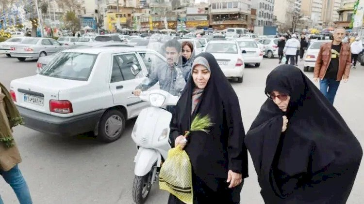 Molla rejimi bunu da etdi: Qadınlar izlənəcək və...