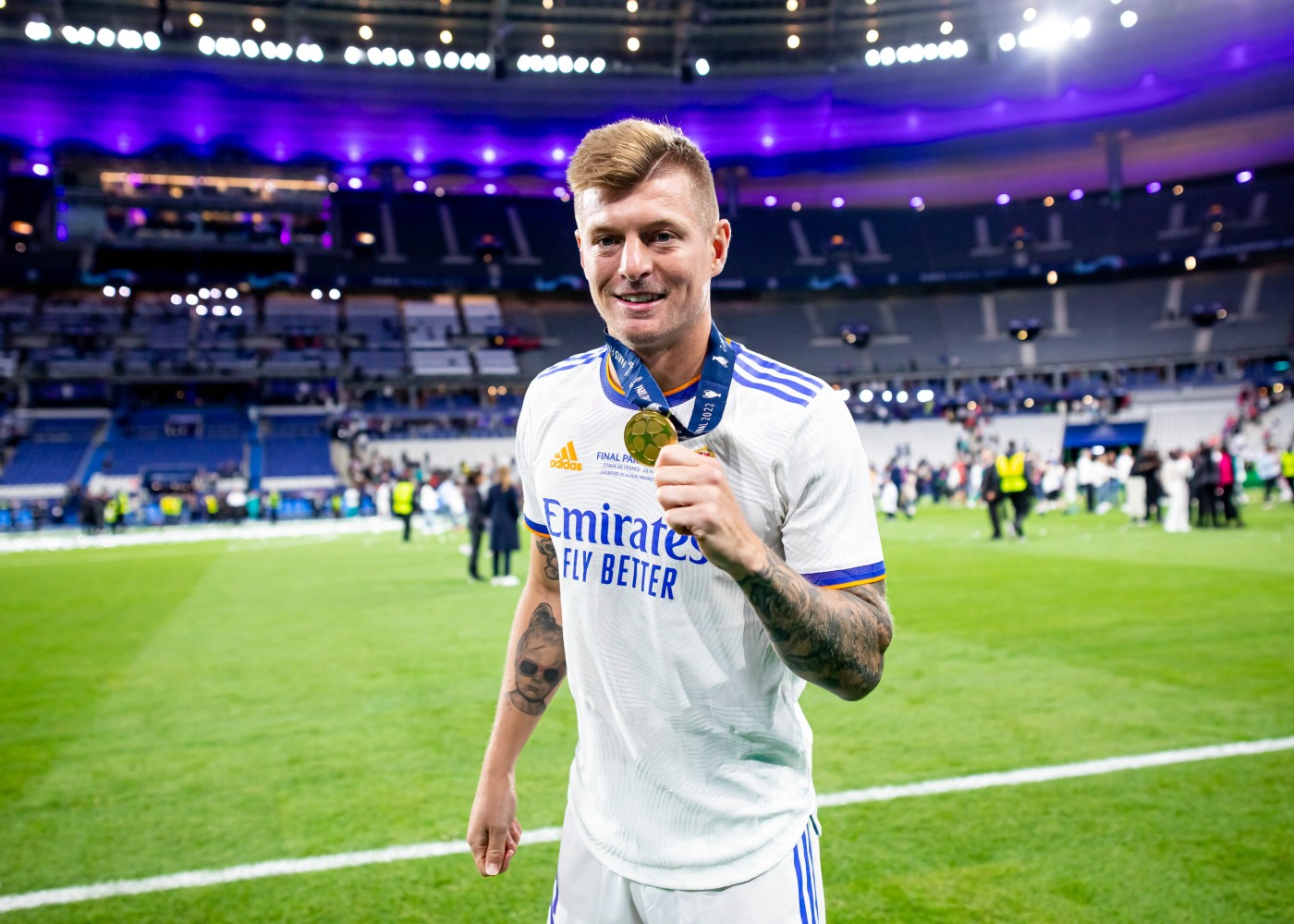 Kroos daha bir il "Real"da qalacaq