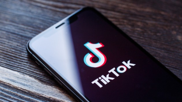 Britaniya "TikTok"u 16 milyon dollar cərimələyib