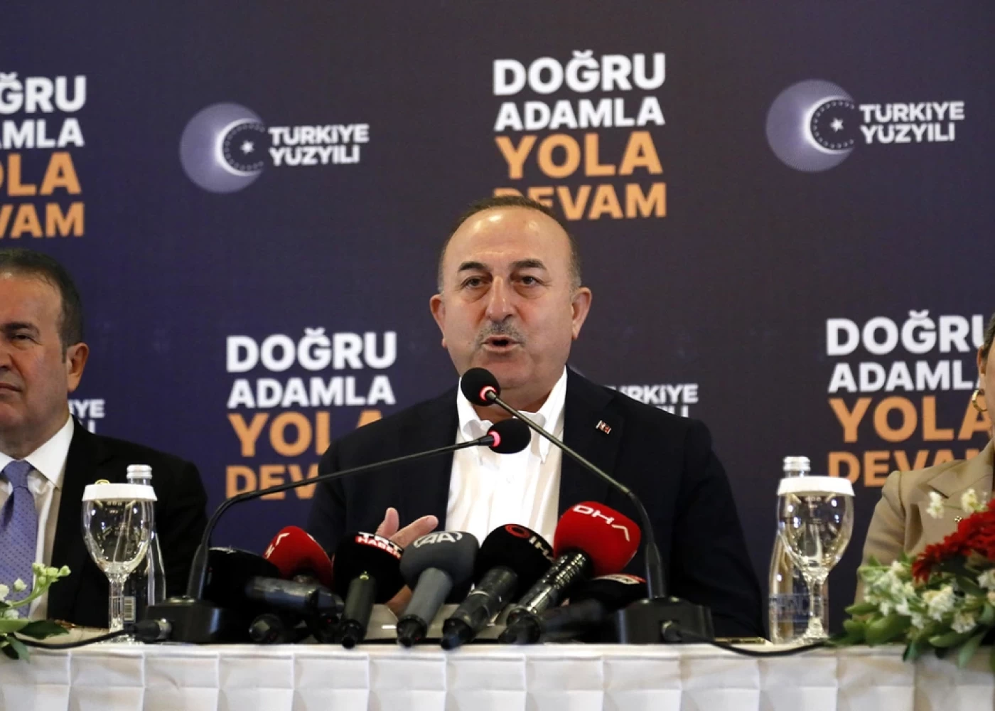 "Müxalifətin boş danışıqları rus turistlərin sayını azaldıb" - Çavuşoğlu