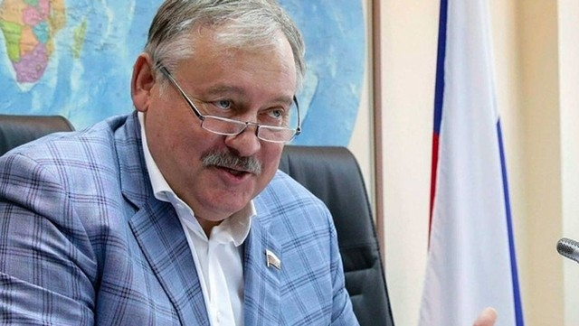 Rusiyalı deputat Qazaxıstana buraxılmadı