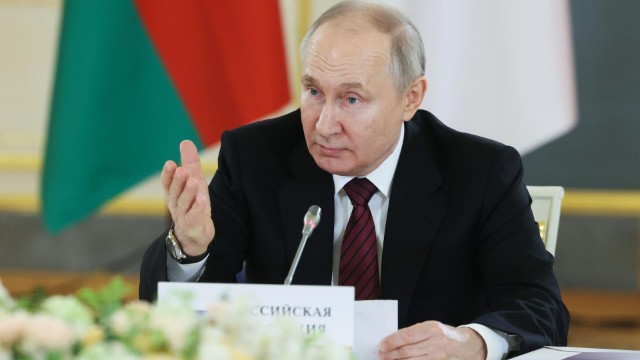 "Ermənistanla ayaqlaşmaq bizim üçün çətin olacaq" - Putin Paşinyanı ələ saldı