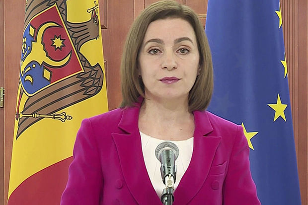 Moldova prezidenti ölkəsinin Rumıniya ilə birləşməsindən danışdı Moldova prezidenti ölkəsinin Rumıniya ilə birləşməsindən danışdı