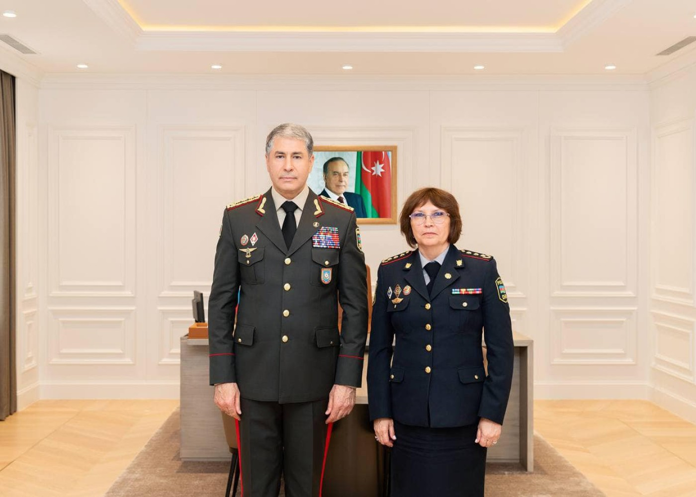 Vilayət Eyvazov xanım polkovniki təqaüdə göndərdi