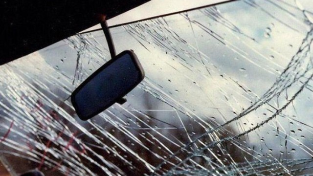 "Rent-a-car"dan götürdüyü maşınla qəza törətdi - Özü öldü, qardaşı isə...