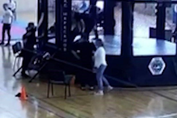 Rusiyada yeniyetmə MMA döyüşçüsü rinqdə aldığı zərbədən ölüb