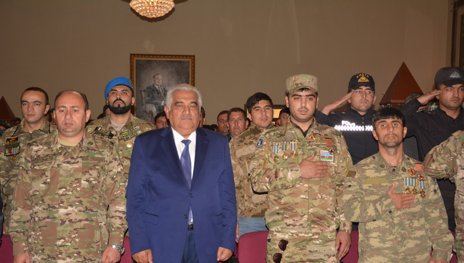 DAŞKƏSƏNDƏ VƏTƏN MÜHARİBƏSİ İŞTİRAKÇILARINA “MÜHARİBƏ VETERANI” VƏSİQƏLƏRİ TƏQDİM EDİLİB