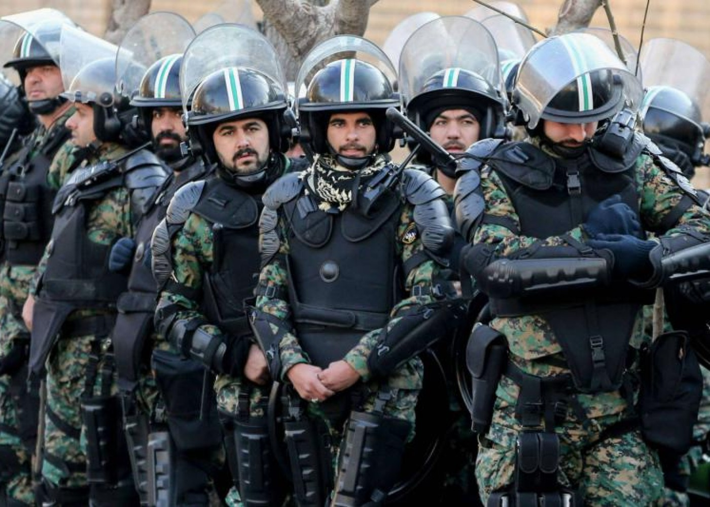 İranda terror qruplaşması məhv edildi - Ölən və yaralılar var