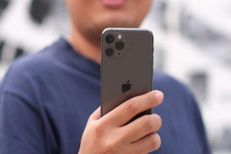 Cızıqlara davamlı “iPhone” istehsal olunacaq