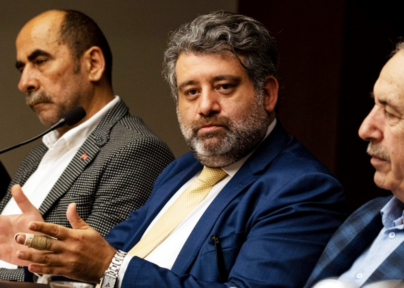 Keçmiş nazirin oğlu Akşenerin partiyasından istefa verdi
