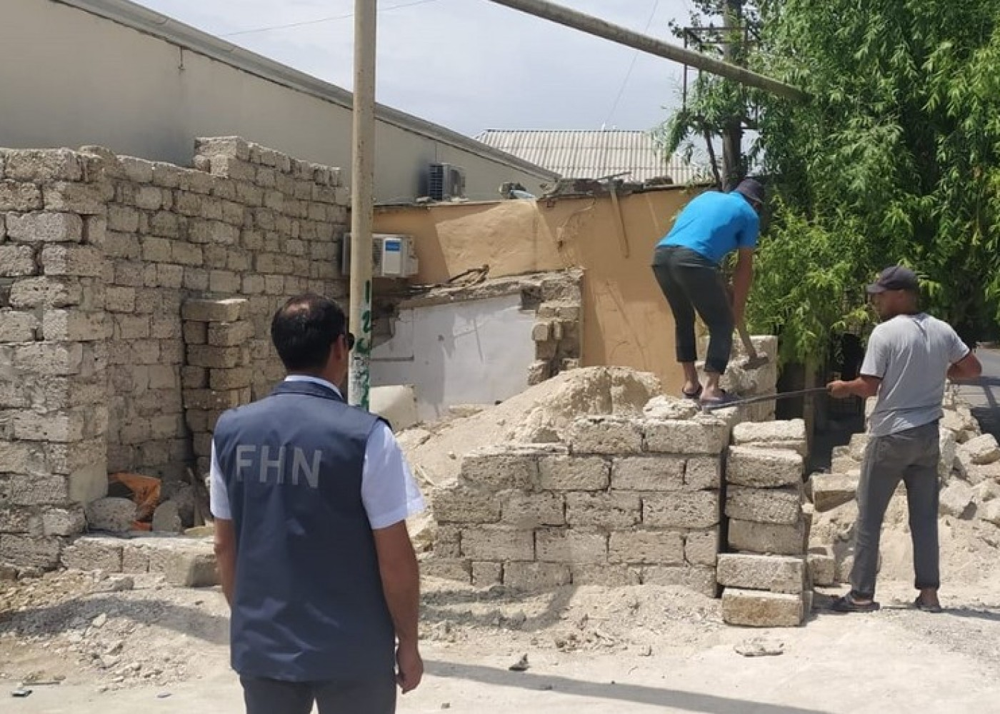 Xəzər rayonunda aparılan qanunsuz tikintilərin qarşısı alındı