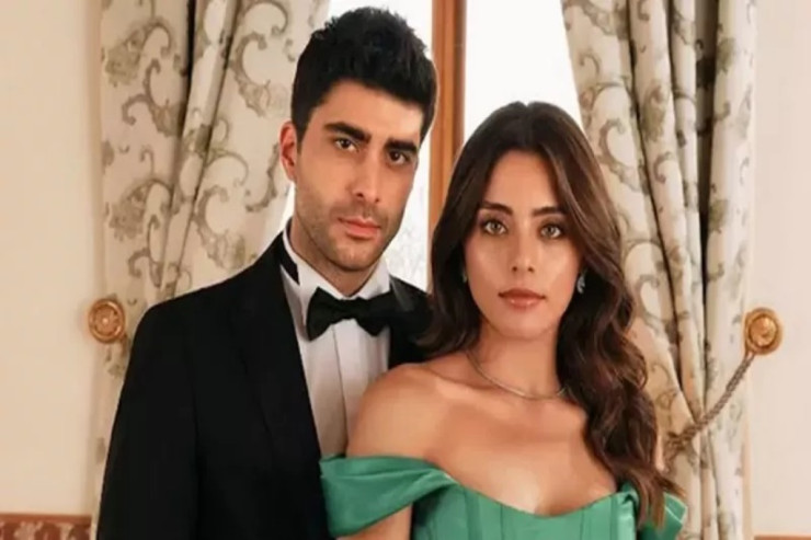 “Kızılcık Şerbet”inin Fatehi sevgilisi ilə görüntüləndi