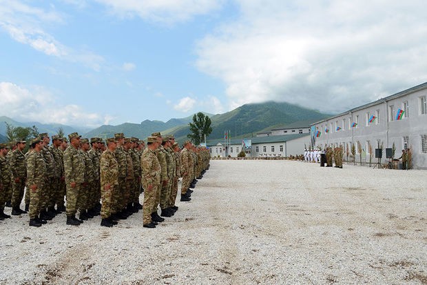Baş Qərargah rəisi bir neçə döyüş mövqeyində olub