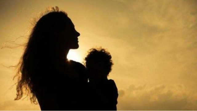 Bakıda qadın 7 aylıq körpəsi ilə itkin düşdü