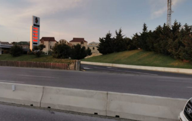 Qaradağda 13 avtomobilin əzildiyi yerə beton düzüldü - FOTO