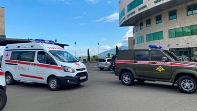 BQXK avtomobilləri ilə 15 xəstə Qarabağdan Ermənistana aparılıb
