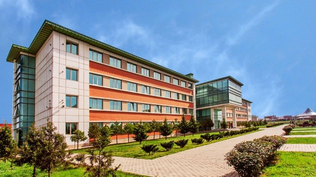 BMU-da yeni Maliyyə mühəndisliyi ixtisaslaşması