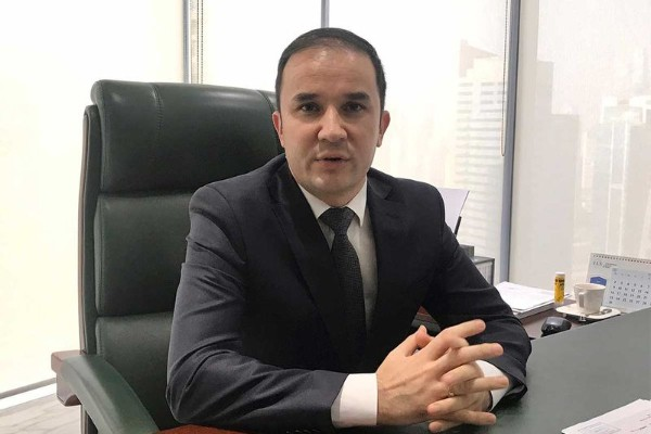 Tacikistan Azərbaycandakı səfirini dəyişdi