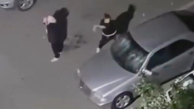 Bakıda qadın daşla maşına zərər yetirdi - DİN-dən AÇIQLAMA (VİDEO+YENİLƏNİB)
